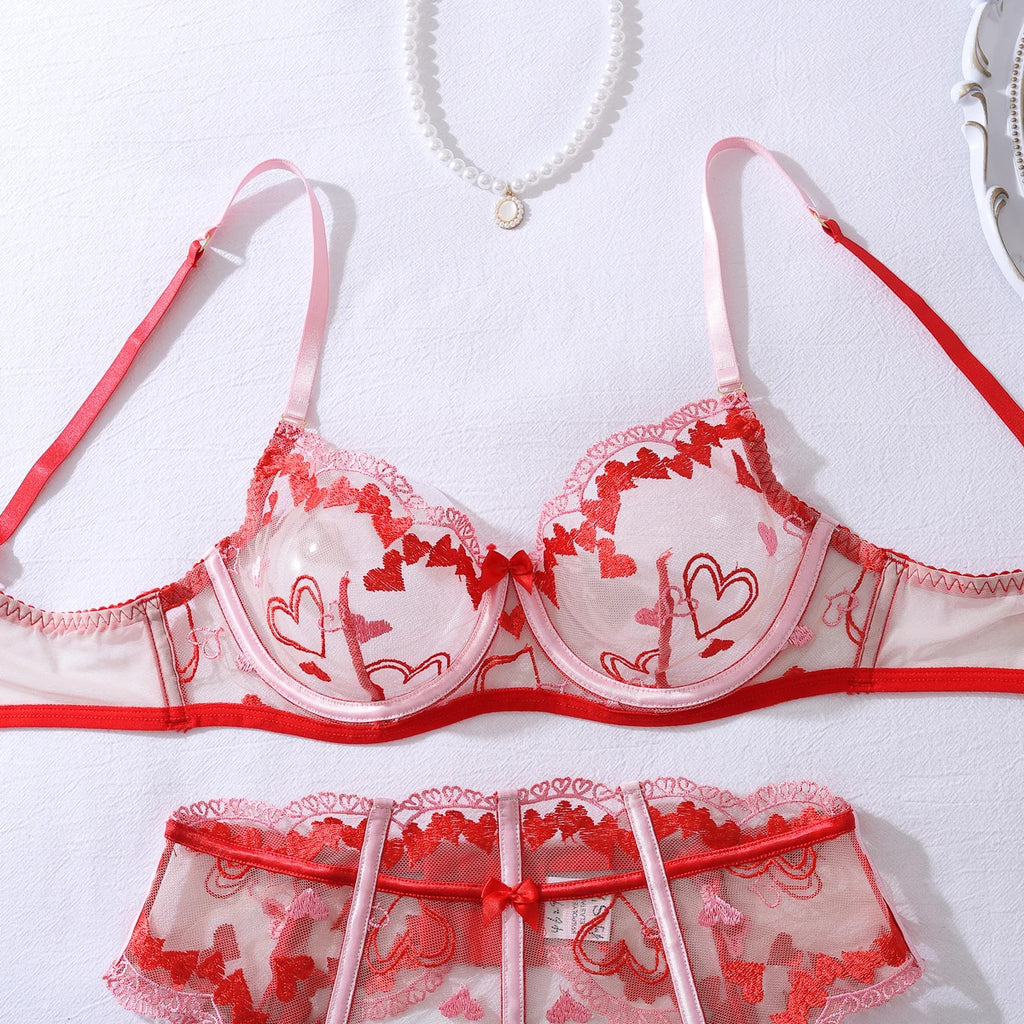 Sweetheart Embroidery Set - 4 Piece Waist Shaping Lingerie